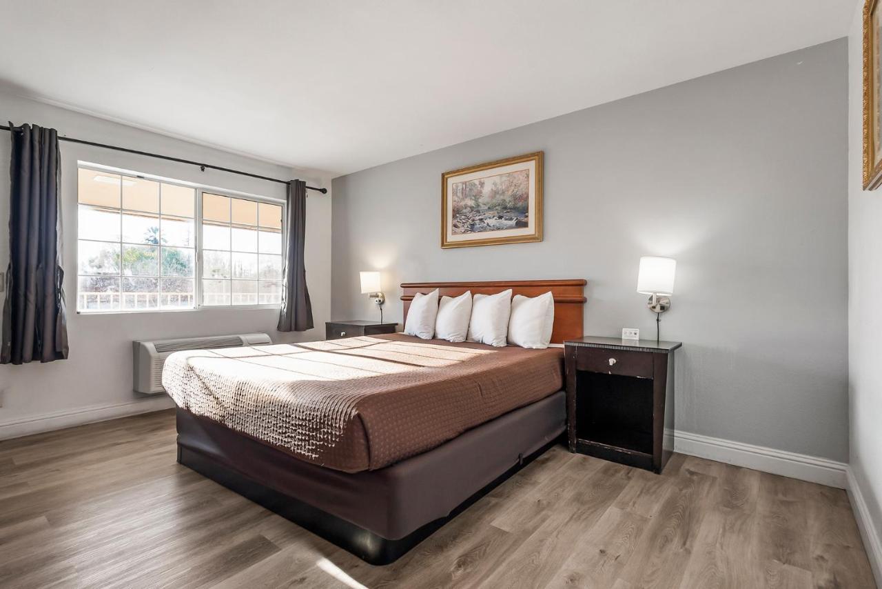 Heritage Inn Express Чико Экстерьер фото